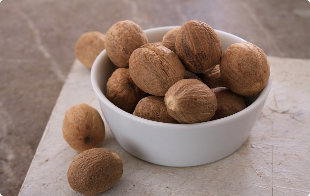 Para que serve o óleo Essencial de Noz Moscada?